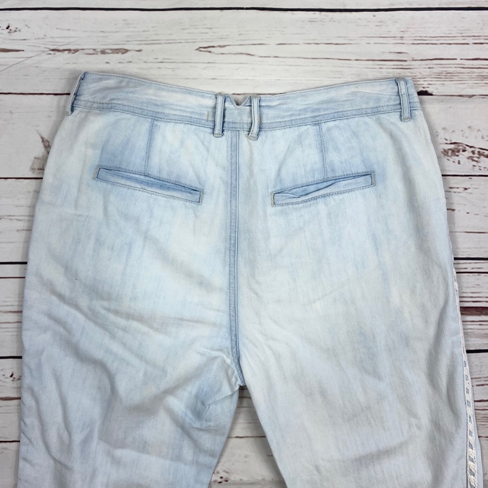 Women’s Free People Size 25 Capri Light Jeans
